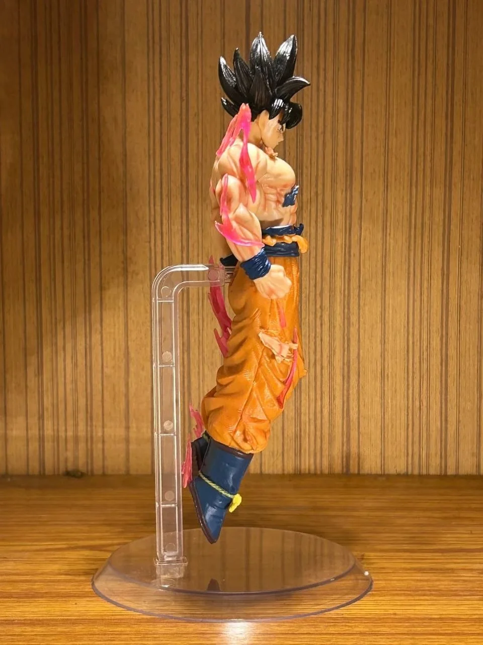 Goku Ultra Instinct Flying Figure image 5